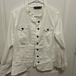 Nina Leonard white jacket small peplum on bottom L